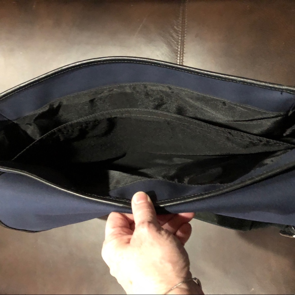 Coach Messenger Bag - Picture 4 of 13